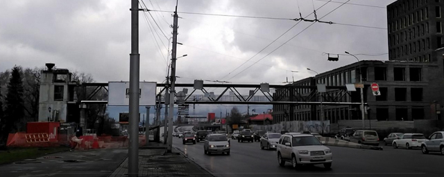 100-метровый пролёт пешеходного моста появился над Большевистской улицей в Новосибирске