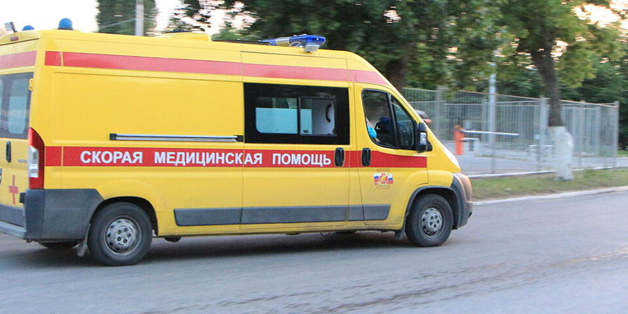 Нетрезвый житель Саратова напал на фельдшеров скорой помощи