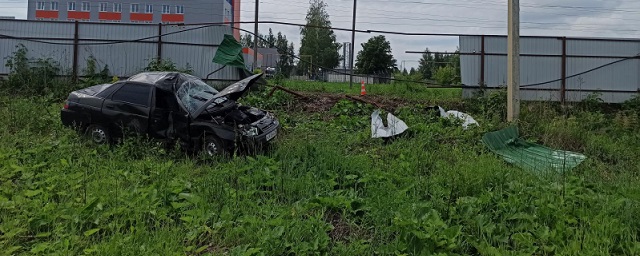 В Саранске пьяный водитель на «LADA-110» снес забор