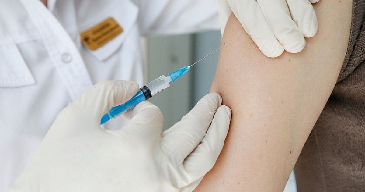 В Красноярском крае ввели обязательную вакцинацию для служащих