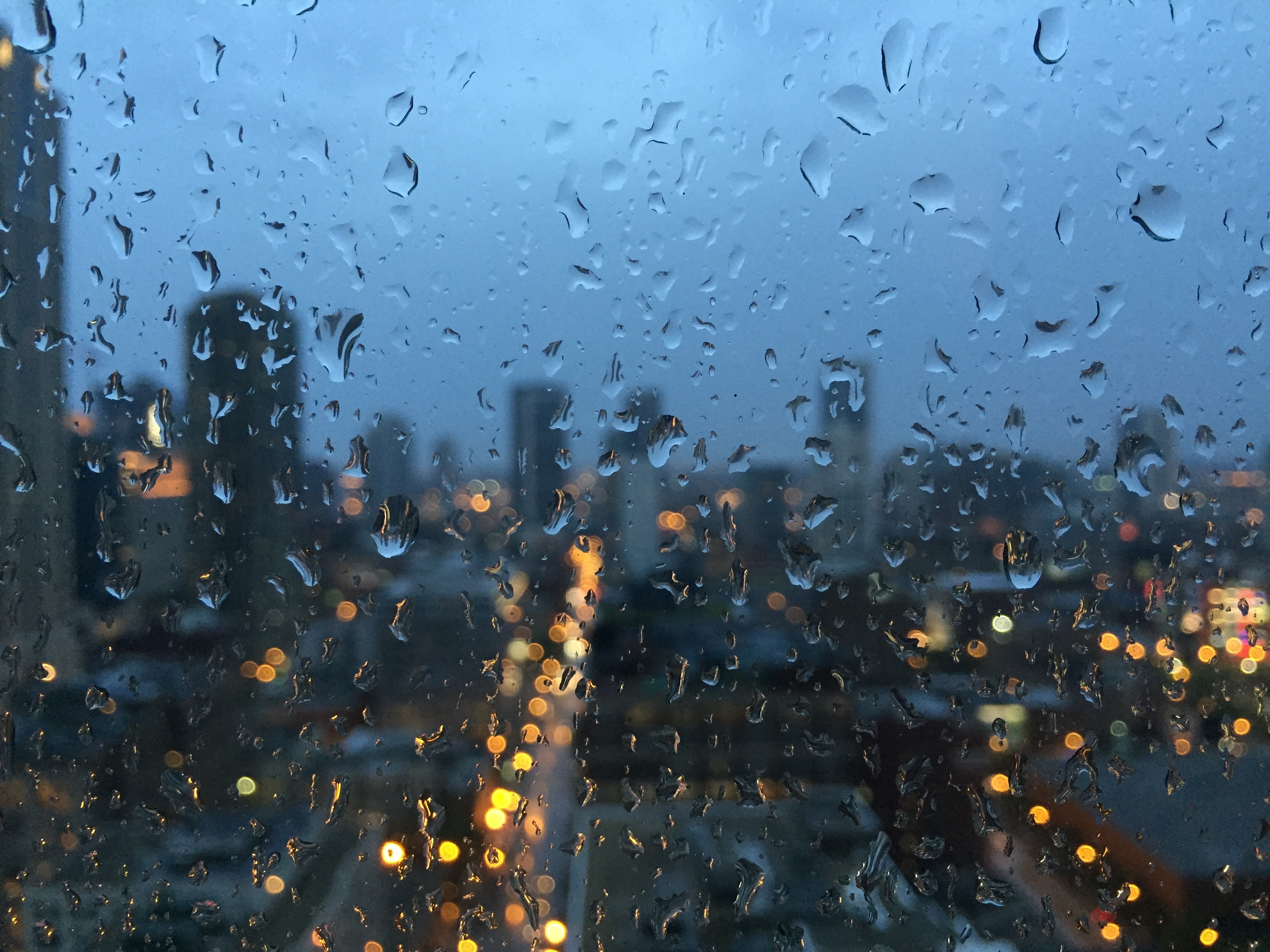 Ближайшее время дождя. Гэри Джулс Mad World. Дождь. Красивый дождь. Проливной дождь.