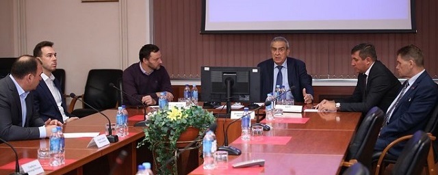 Виктор Неволин принял участие в заседании Совета директоров промышленных предприятий
