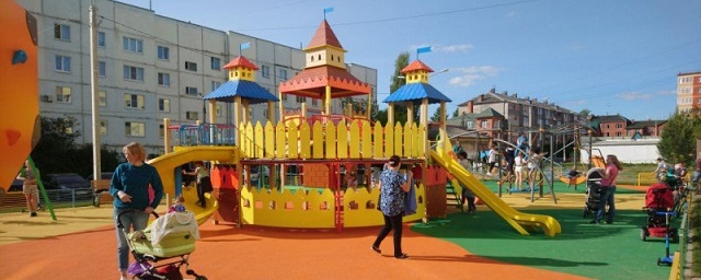 В Раменском округе по программе губернатора открыли семь детских площадок