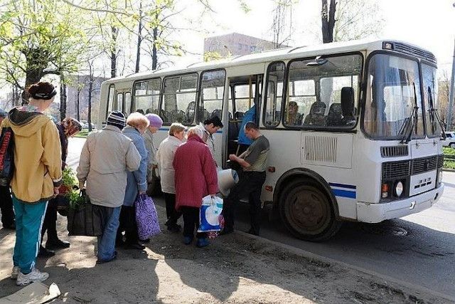 Дачные автобусы №51л и 77л в Новосибирске продолжат курсировать до 10 октября