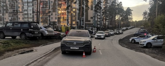 В Заельцовском районе Новосибирска автомобиль сбил подростка