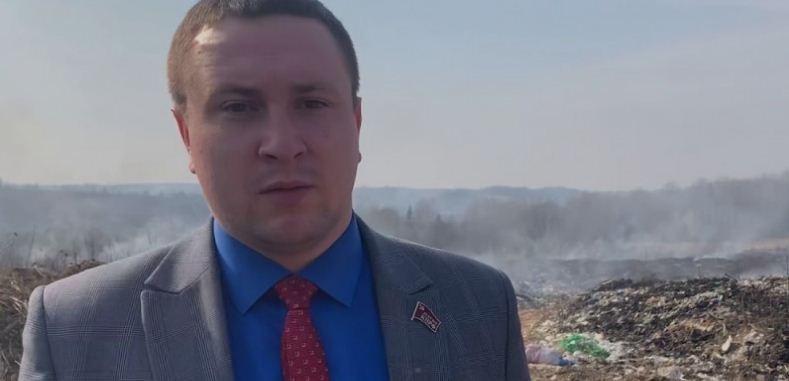 В Смоленске депутат-дебошир Быстров обратился в полицию с претензиями к возлюбленной