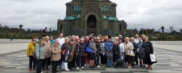 Участники проекта «Активное долголетие» посетили парк «Патриот»
