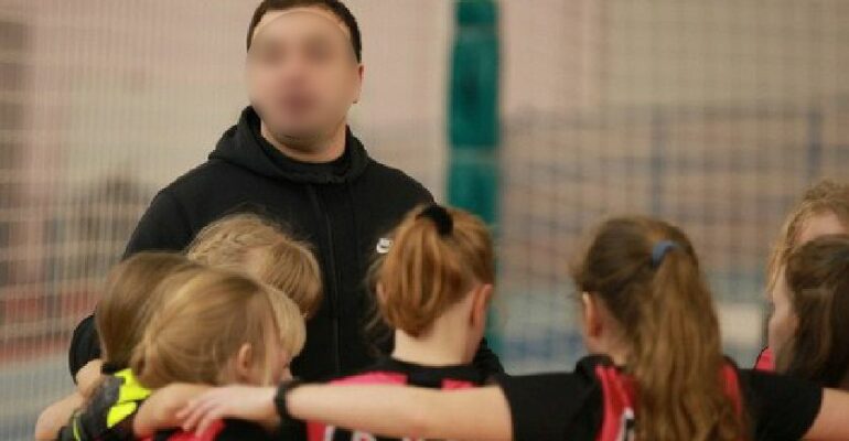 В Костроме арестовали тренера, подозреваемого в совершении половых преступлений против детей