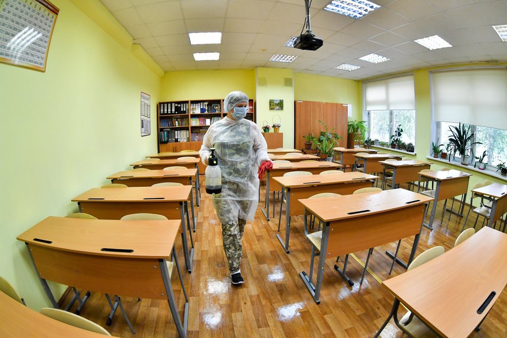 В Новосибирской области три школы закрыли на карантин из-за коронавируса