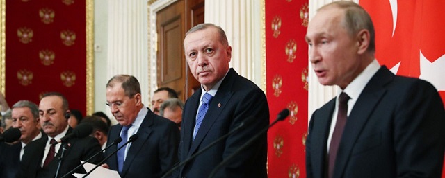 Песков: Путин принял приглашение Эрдогана о визите в Турцию