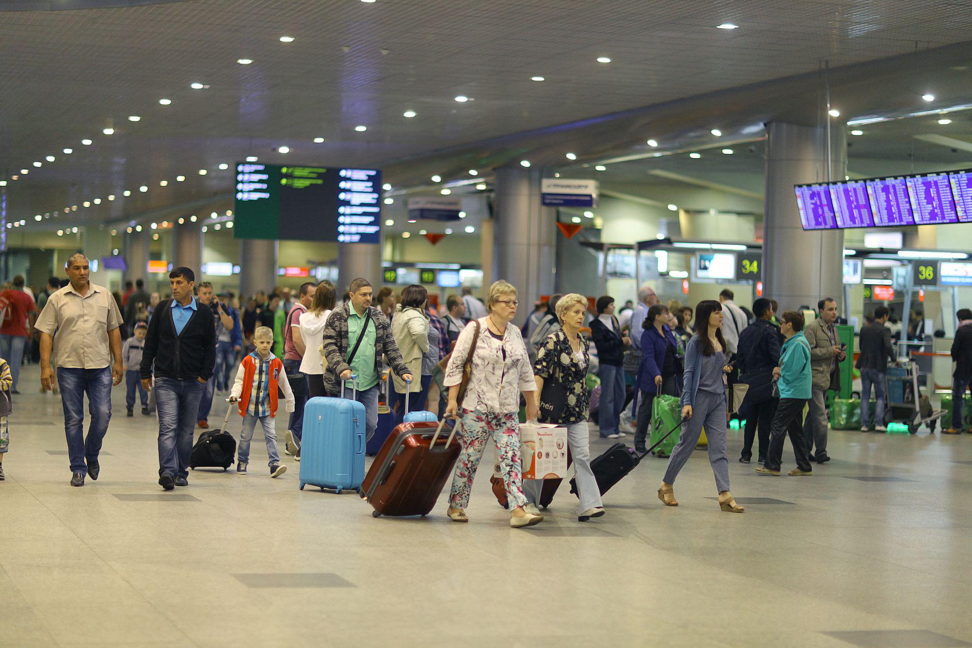 400 пассажиров застряли в аэропорту Шереметьево в ожидании вылета на Кубу