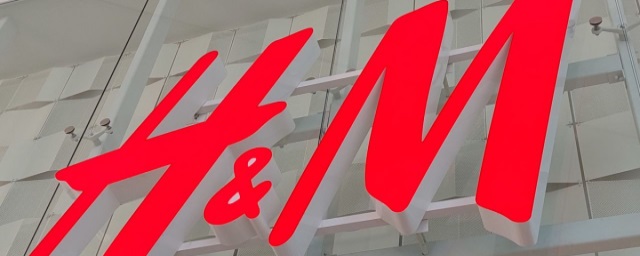 В Самаре владелец ТЦ «Гудок» намерен через суд взыскать 295 млн. рублей с H&M
