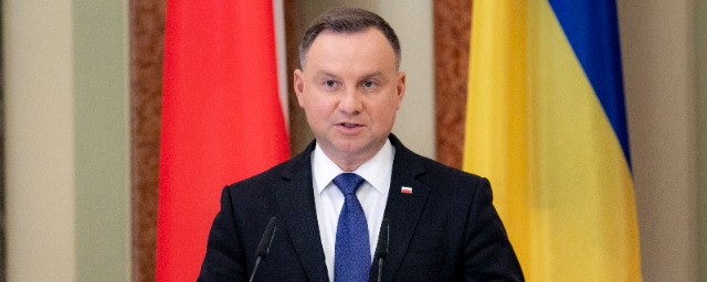 МИД России: польский президент Дуда по примеру Зеленского желает обладать ядерным оружие