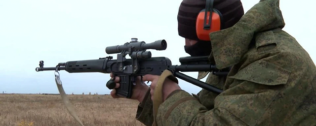 Омских мобилизованных учат рыть окопы, оборудовать огневые позиции и управлять военной техникой