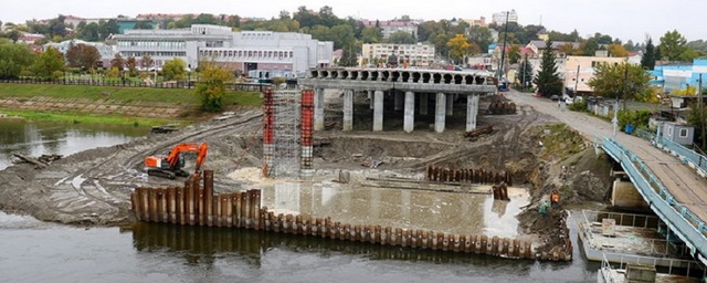 Срок сдачи Сдавянского моста в Брянске под угрозой срыва.