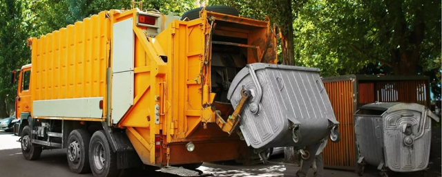 Администрация Раменского г.о. просит водителей не перегораживать подъезд мусоровозам