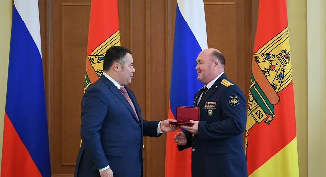 В Тверской области губернатор Игорь Руденя вручил государственные и региональные награды  