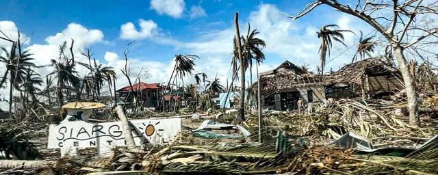 Тайфун Nalgae, разбушевавшийся на Филиппинах, унес жизни 72 человек