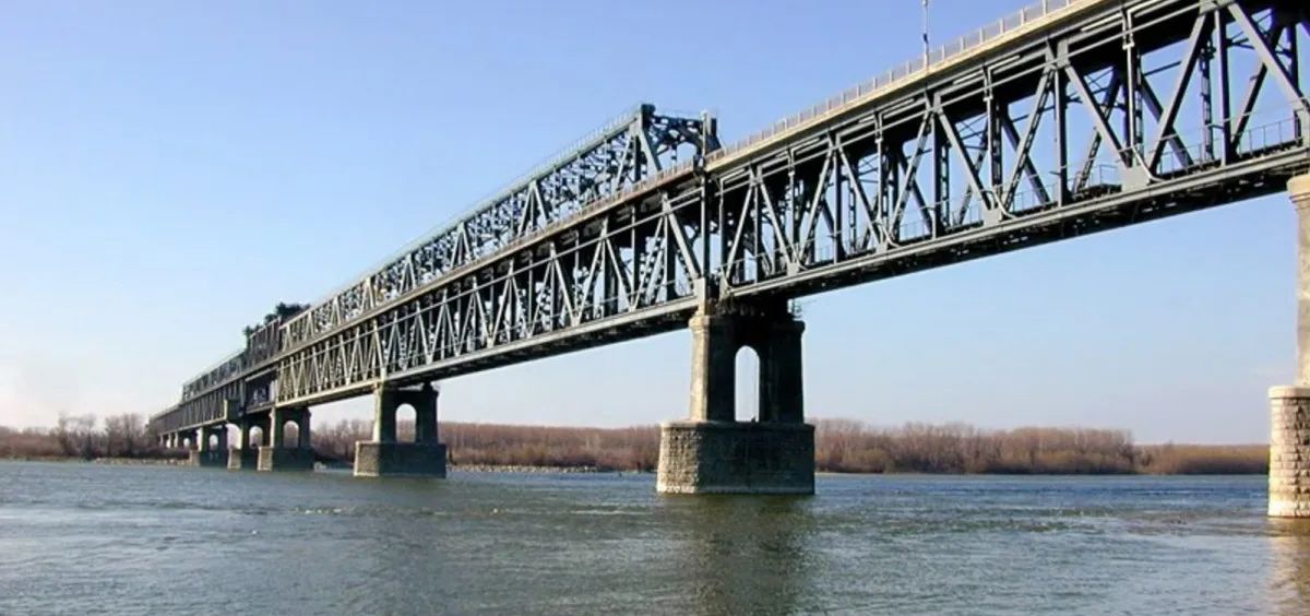 Румыния потратит €28 млн на ремонт мостов для перевозки военной техники