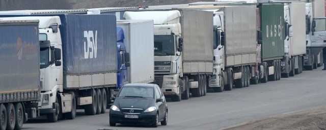 Автоперевозчики из ЕС смогут перевозить грузы по территории Белоруссии с 10 октября