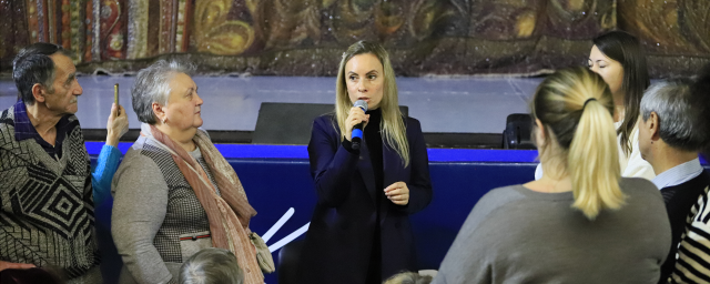 В Красногорске с жителями провели встречу, посвященную вопросам ЖКХ