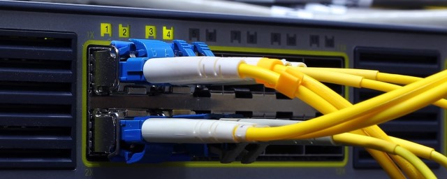 В Госдуму внесли законопроект об упрощении доступа интернет-провайдеров в многоквартирные дома