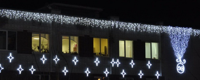 Впервые в Липецке устроили конкурс на лучшее новогоднее украшение многоквартирного дома