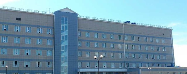 Главврача Саяногорской больницы обвиняют в ущербе на сумму свыше 22 миллионов рублей