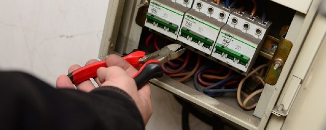 Более 100 тысяч петербуржцев рискуют остаться без электричества из-за долгов
