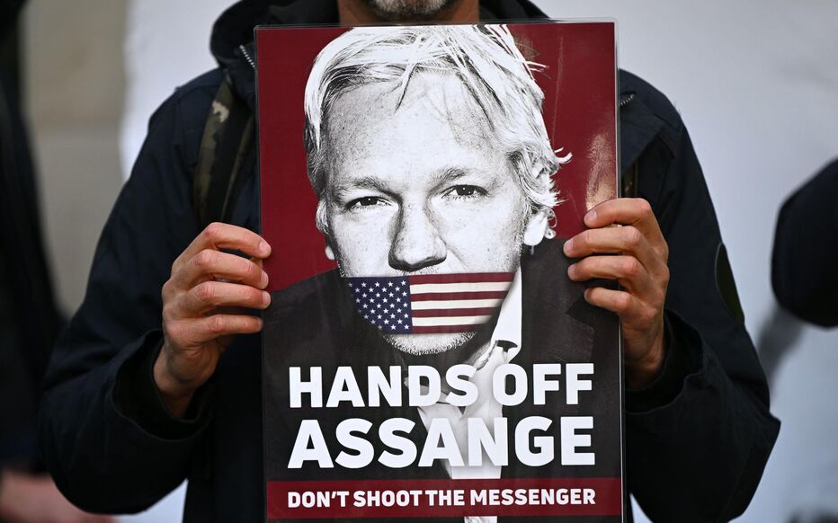 WikiLeaks: пять газет призывают прекратить преследование Джулиана Ассанжа