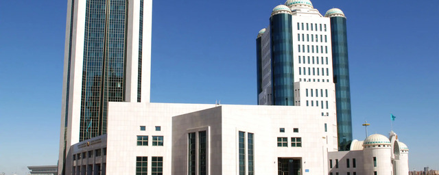 В Казахстане приняли закон о создании Конституционного суда
