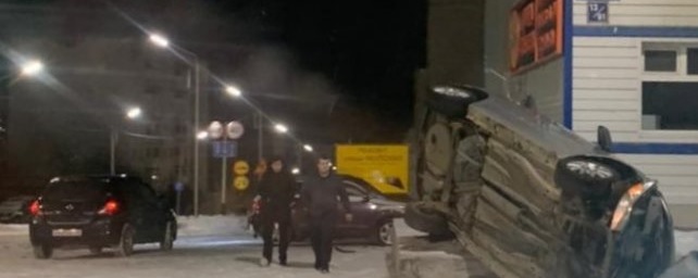 Водитель Opel Astra попал в больницу после ДТП на перекрестке Якутской и Гагарина