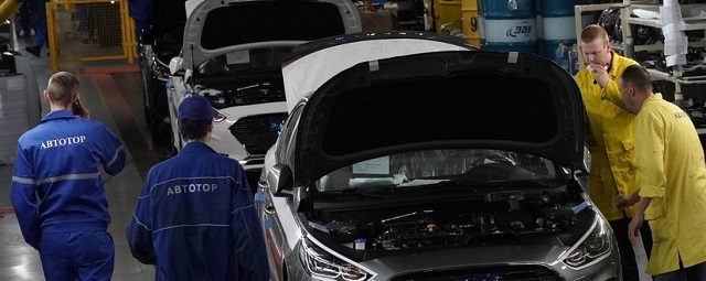 Губернатор Алиханов: «Автотор» начал сборку автомобилей трех брендов из КНР