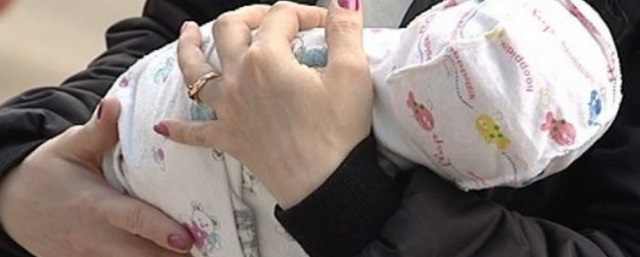В Казани будут судить женщину, подарившую своего ребенка семейной паре из Пятигорска