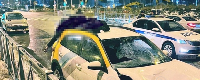 В Петербурге задержали водителя карешрингового автомобиля, на крыше которого находился труп
