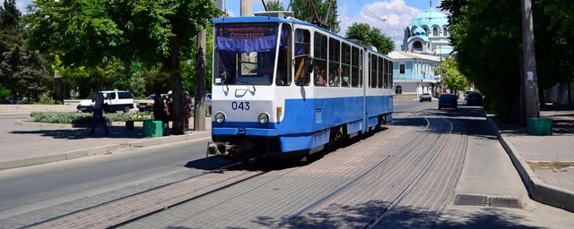 В Евпатории с 10 января школьникам предоставят бесплатный проезд в трамваях