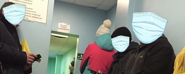 В Кузбассе пожаловались на очередь к врачу из 60 человек
