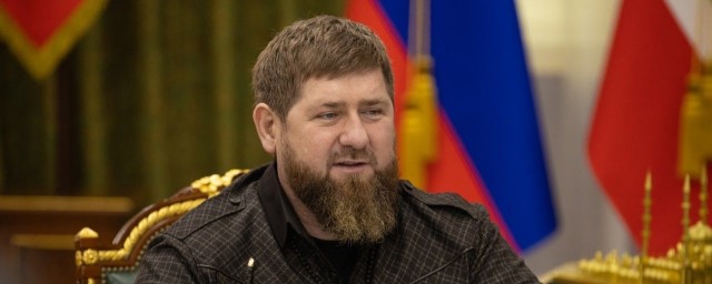 Кадыров предложил приравнять многодетных матерей к работающим гражданам