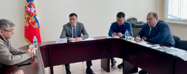 Глава администрации Чебоксар Спирин провел прием по вопросам определения границ земельного участка