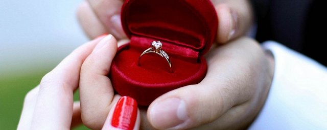 Калужский ЗАГС опубликовал 19 красивых дат для свадеб в 2023 году