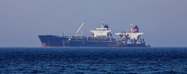 Пробку судов в проливе Босфор в Турции объяснили отказом компаний предоставлять страховку