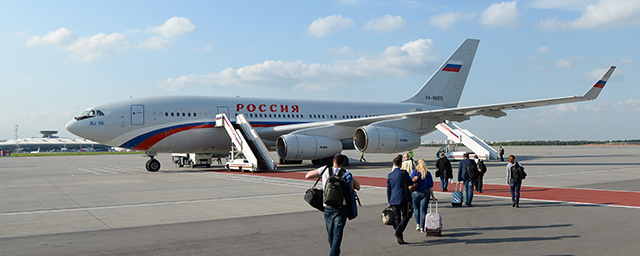Вице-премьер РФ Борисов не исключает наращивание выпуска самолетов Ил-96 и Ту-124
