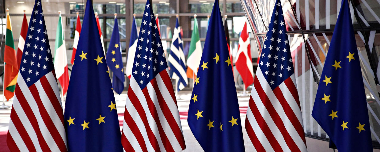Лидеры ЕС и США обсудили готовность ввести дополнительные санкции против России