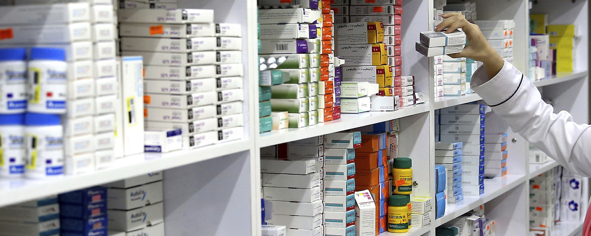 Минздрав РФ готов закупать отдельные виды лекарств при их дефиците