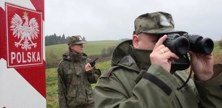 Военный эксперт Коротченко: Польше назначена роль «прямого военного тарана» у границ России
