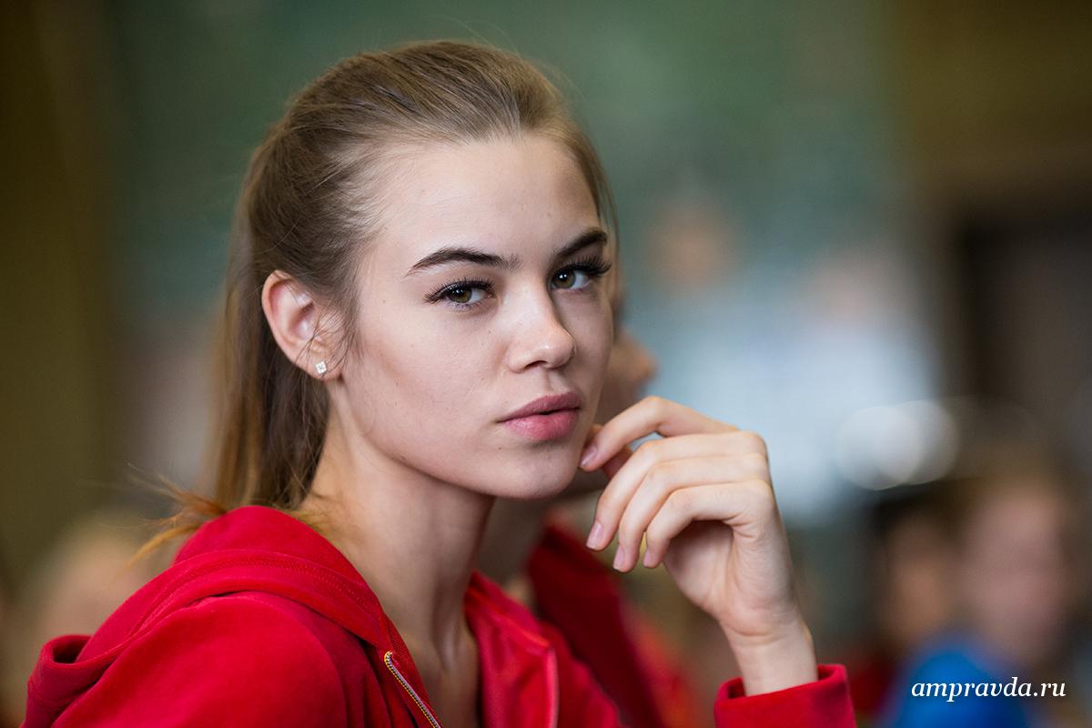 В Москве финалистка конкурса «Мисс Россия — 2015» Тугускина сбила школьника
