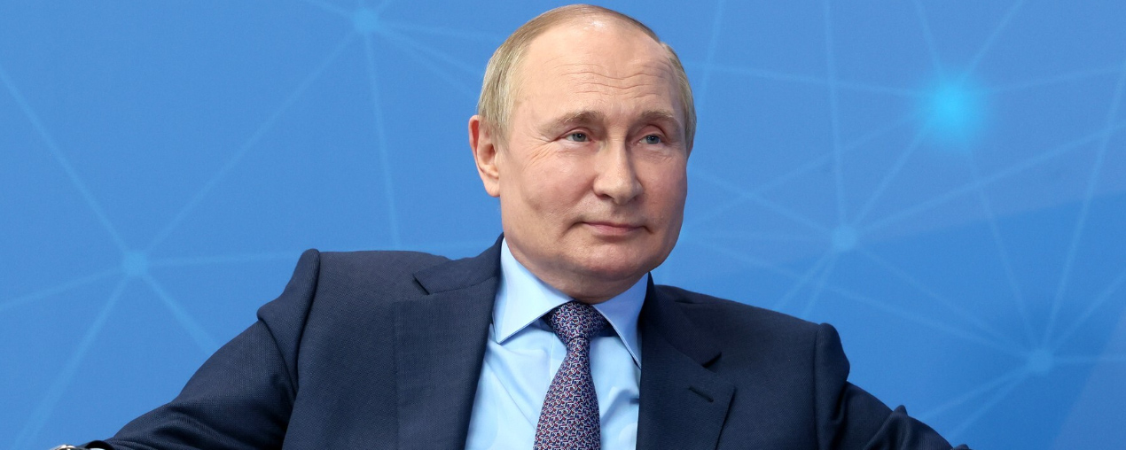 Помощник президента Ушаков: Речь на ПМЭФ Путин посвятит экономическому развитию России