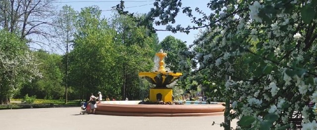 В Череповце закроют на ремонт фонтан с бетонными львами