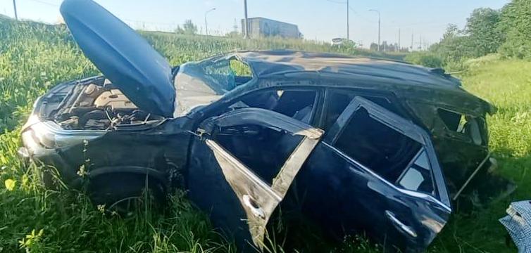 На минувших выходных в Новгородской области произошло 6 ДТП, в которых 1 человек погиб и 7 получили травмы