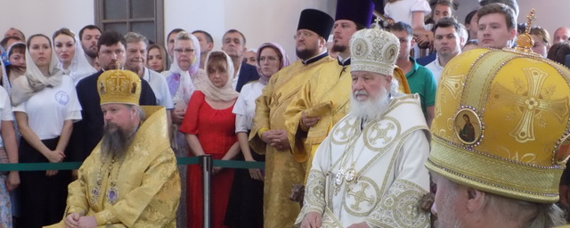 Патриарх Кирилл освятил новый храм в честь святых Петра и Февронии в Новороссийске